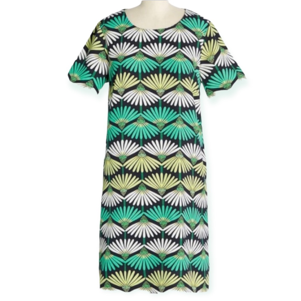 NWT Modcloth Capturing an Era Shift Dress size women's small - Molly Bracken